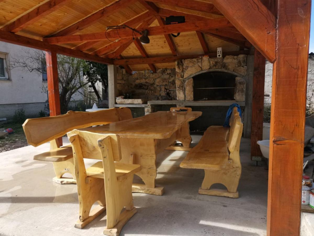 Apartmani Nea Biograd Na Moru Zewnętrze zdjęcie
