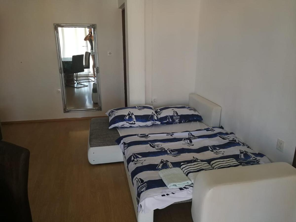 Apartmani Nea Biograd Na Moru Zewnętrze zdjęcie