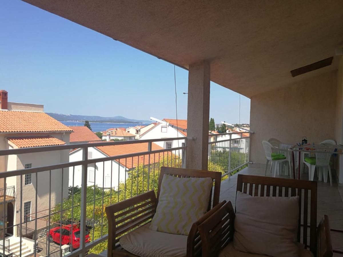 Apartmani Nea Biograd Na Moru Zewnętrze zdjęcie