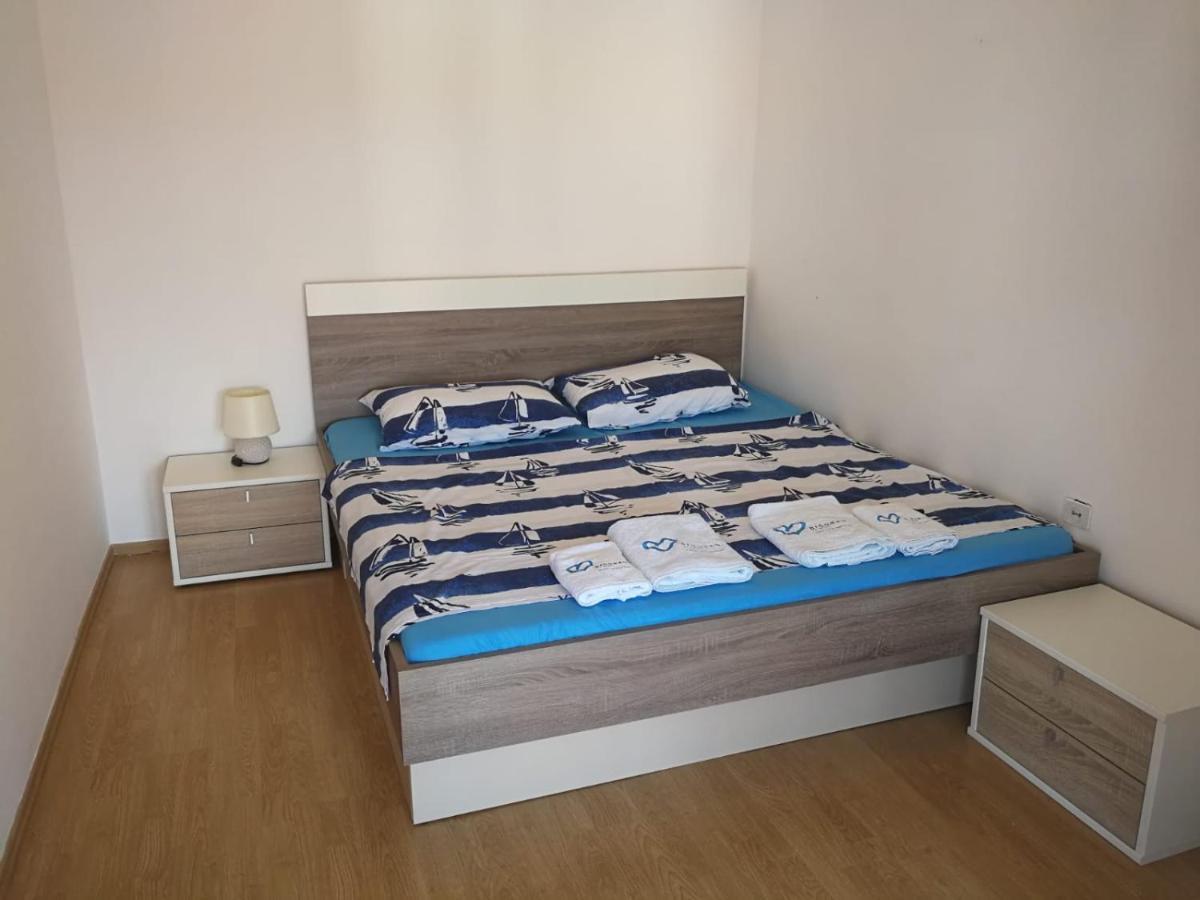 Apartmani Nea Biograd Na Moru Zewnętrze zdjęcie