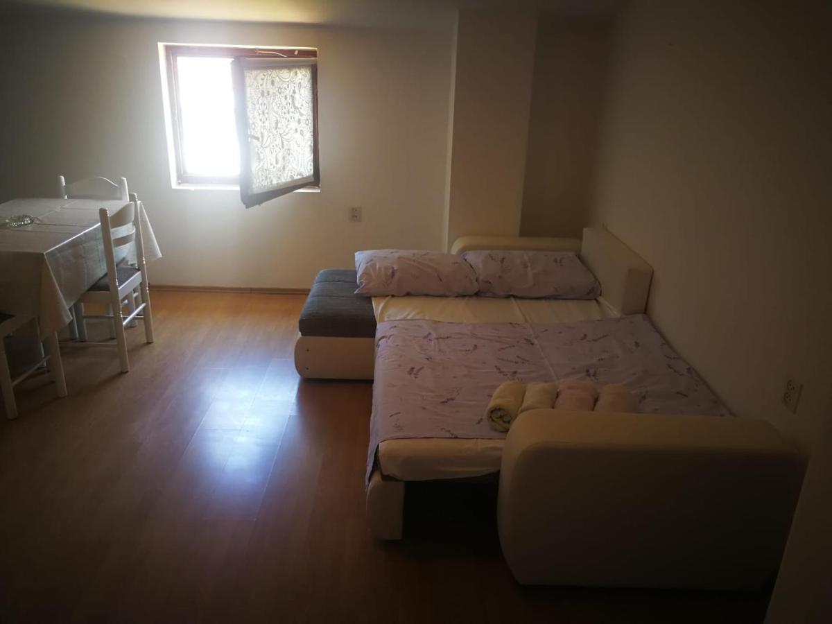 Apartmani Nea Biograd Na Moru Zewnętrze zdjęcie