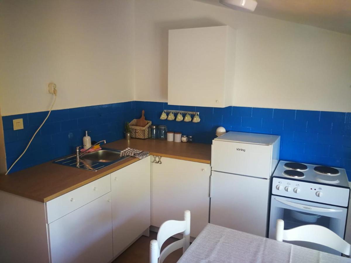 Apartmani Nea Biograd Na Moru Zewnętrze zdjęcie